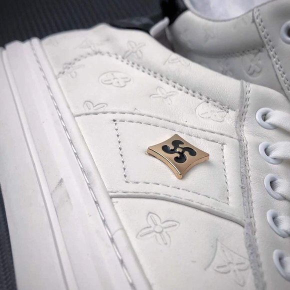 Louis Vuitton shoes for men - Picture 6 of 7